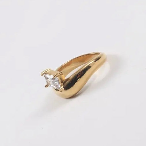 Gold Jolie Ring